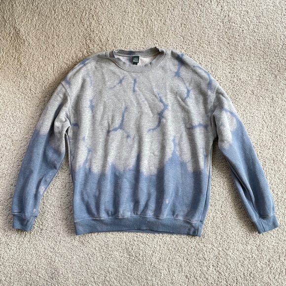 Wild Fable Gray Blue Tie-Dye Crewneck Sweatshirt Medium Fleece Athleisure Soft - Picture 3 of 7